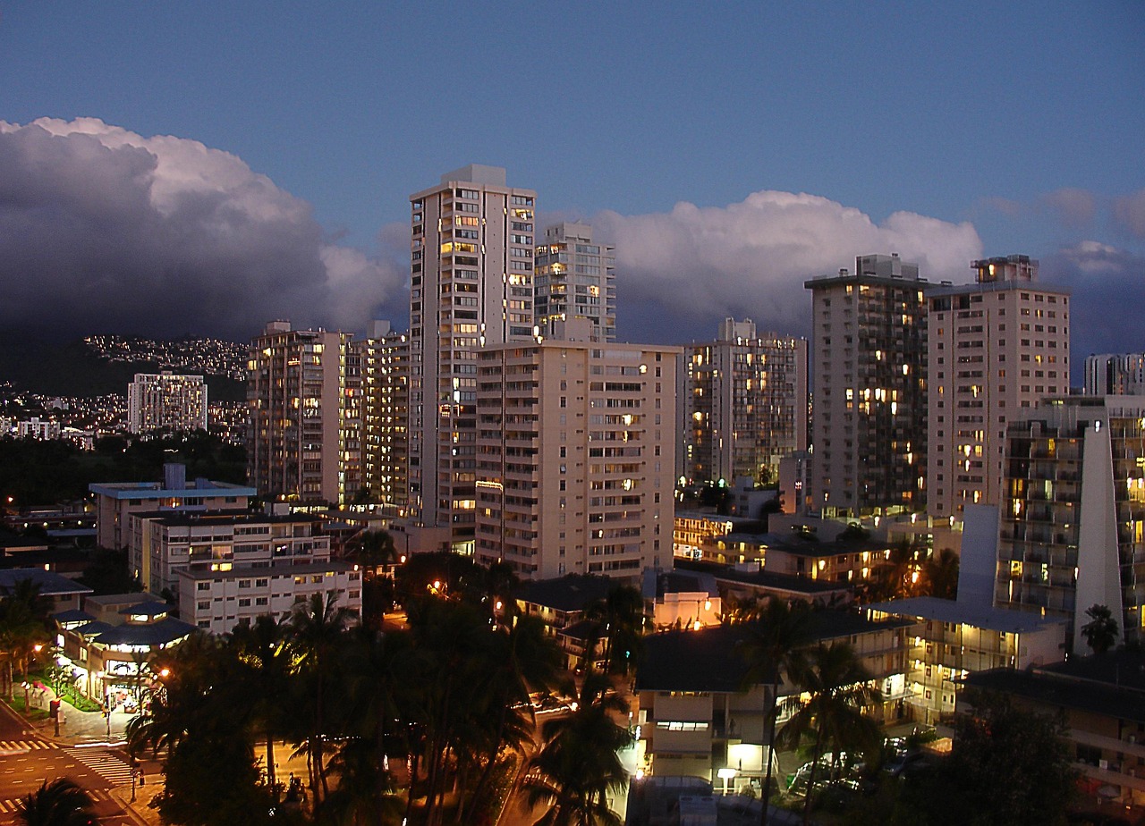 Waikiki combines royal history with the iconic silhouette of Diamond Head.