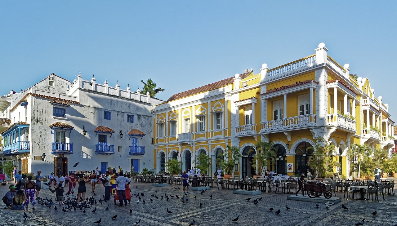 Staying in Centro Histórico allows travelers to experience the city's 17th-century colonial history firsthand.