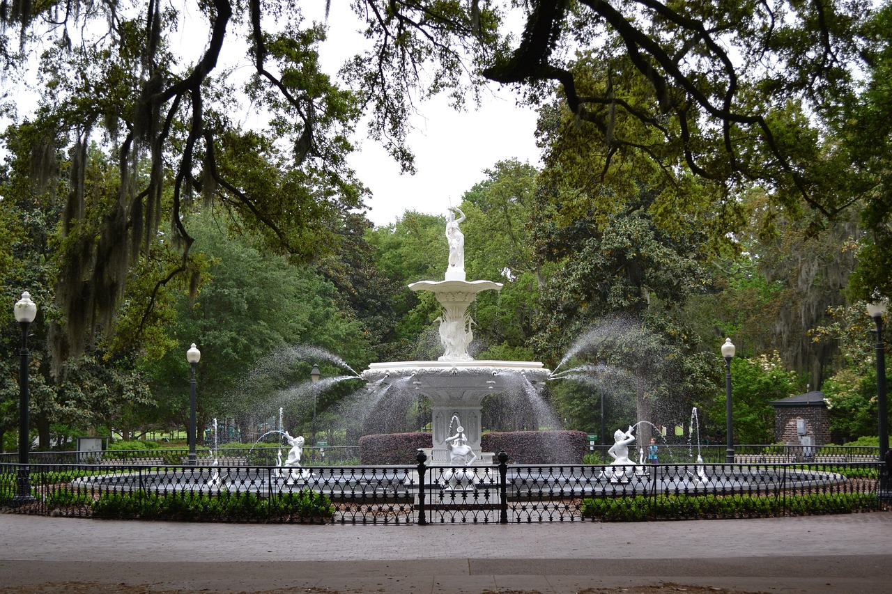 Ancient live oaks draped in Spanish moss create a hauntingly beautiful atmosphere in historic Savannah.