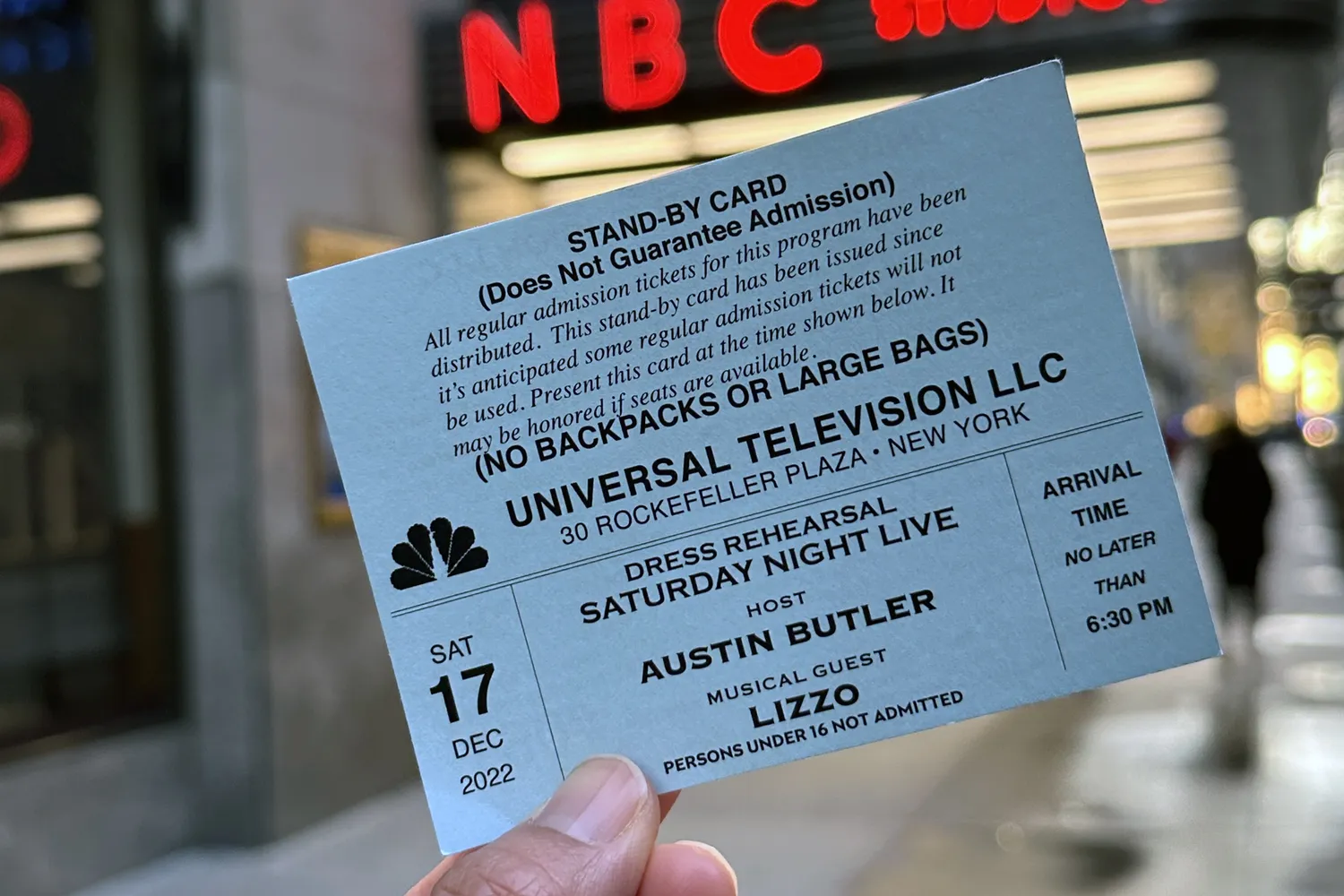 A physical Saturday Night Live standby card for a taping hosted by Austin Butler.