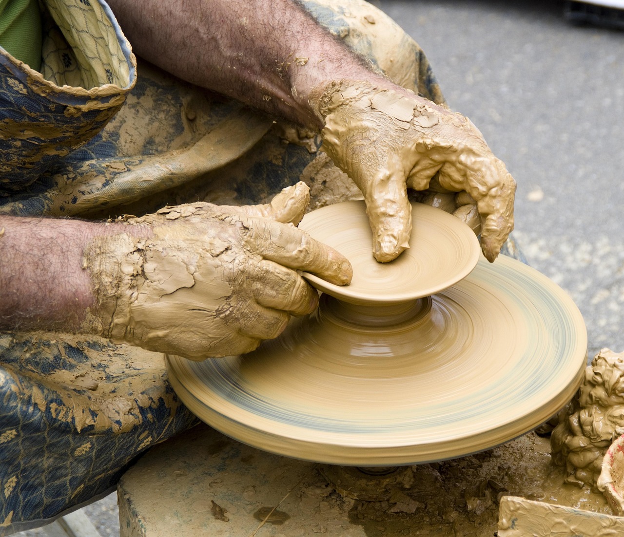 Creative expression, such as pottery and art therapy, is becoming a cornerstone of wellness-focused itineraries.