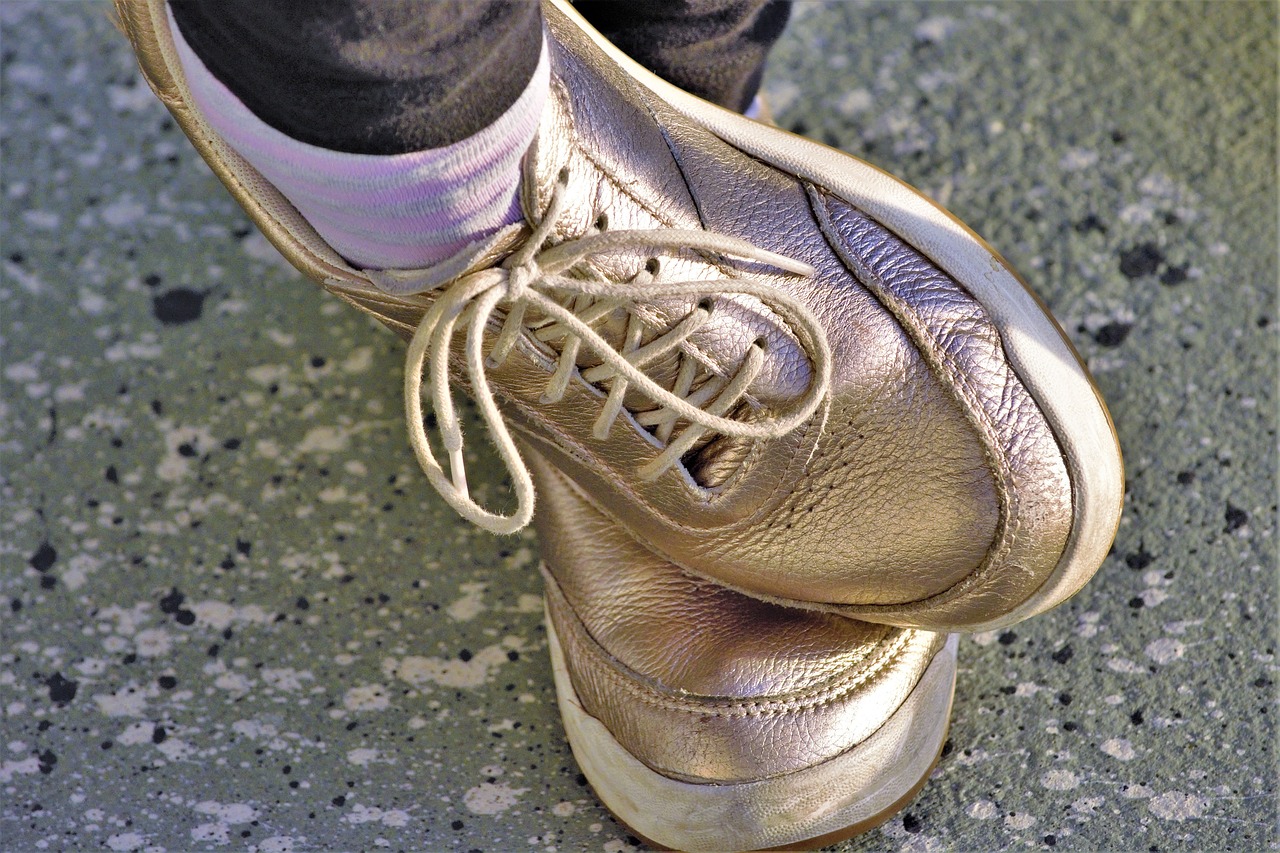 Athletic sneakers like the Brooks Ghost provide a gold standard for neutral stability.